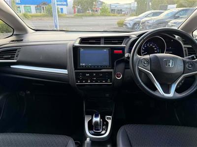 2014 Honda Fit Jazz Hybrid Late Shape