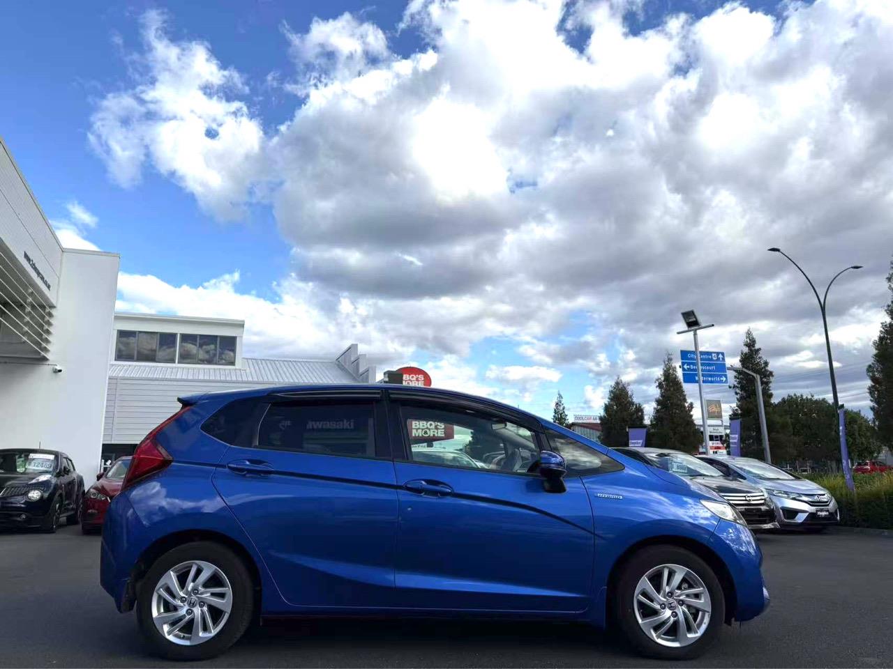 2014 Honda Fit Jazz Hybrid Late Shape