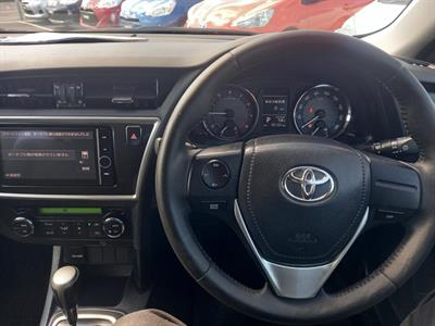 2013 Toyota Auris 