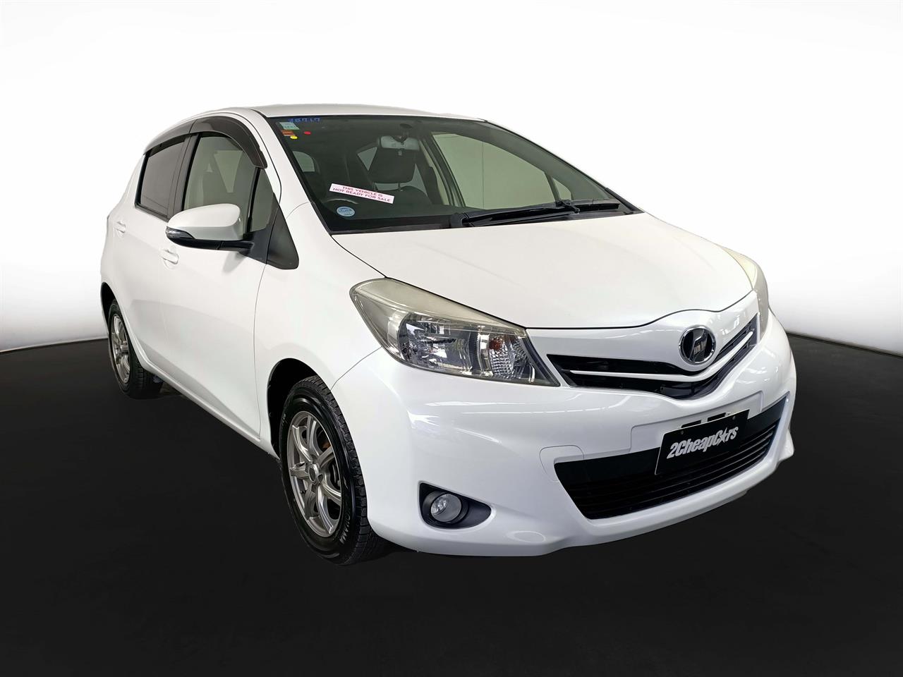 2013 Toyota Vitz 