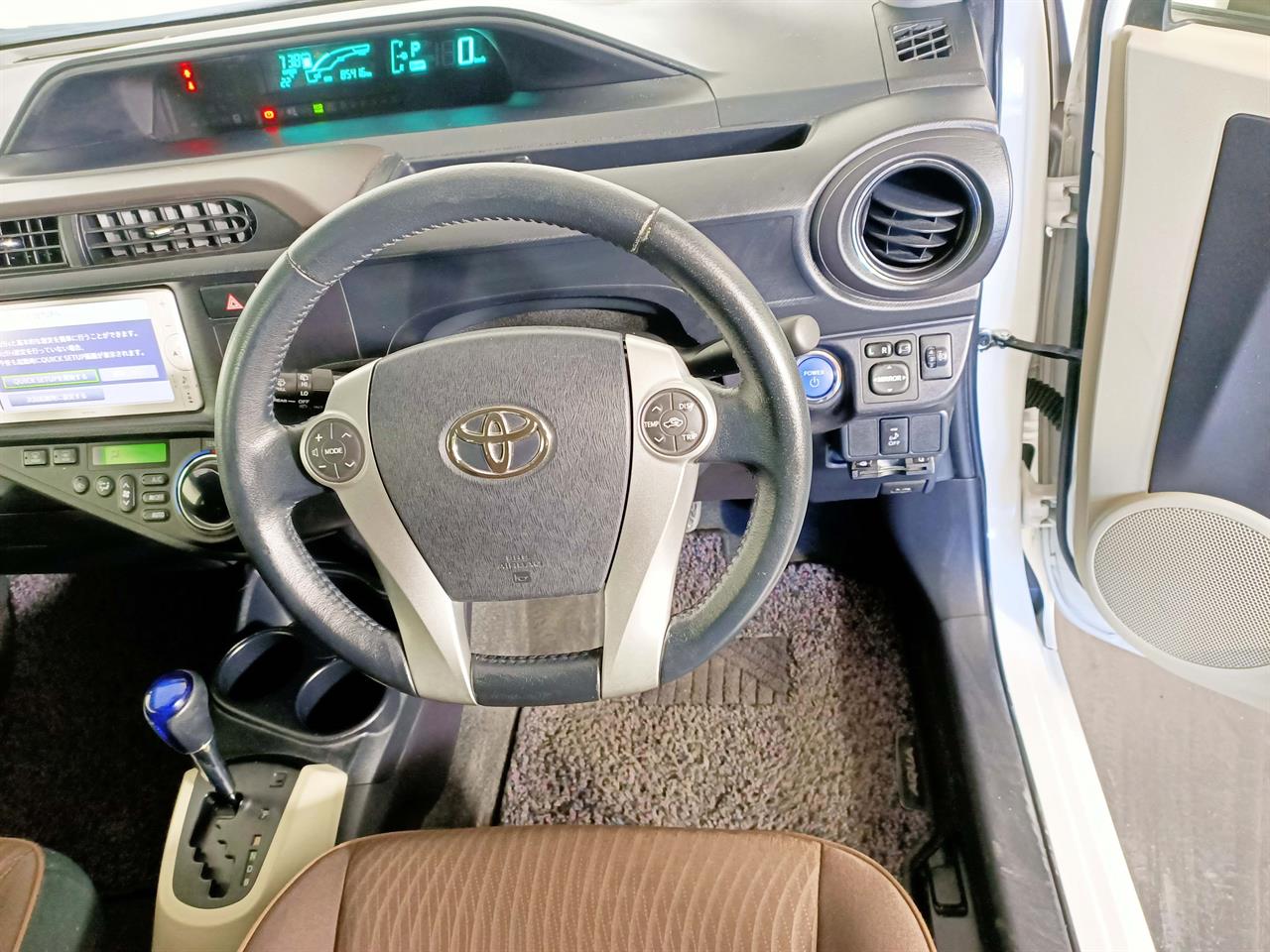 2012 Toyota Aqua Hybrid