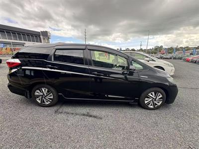 2015 Honda Fit Shuttle Hybrid Facelift