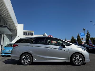 2015 Honda Fit Shuttle Hybrid Facelift