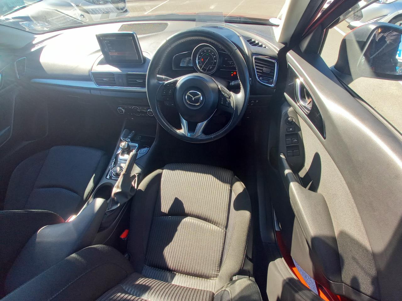 2014 Mazda Axela Hybrid S