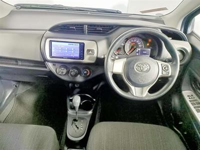 2015 Toyota Vitz 