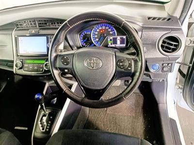 2013 Toyota Corolla Fielder Hybrid