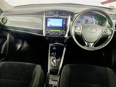 2013 Toyota Corolla Fielder Hybrid