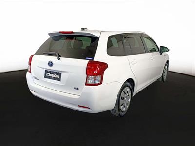 2013 Toyota Corolla Fielder Hybrid