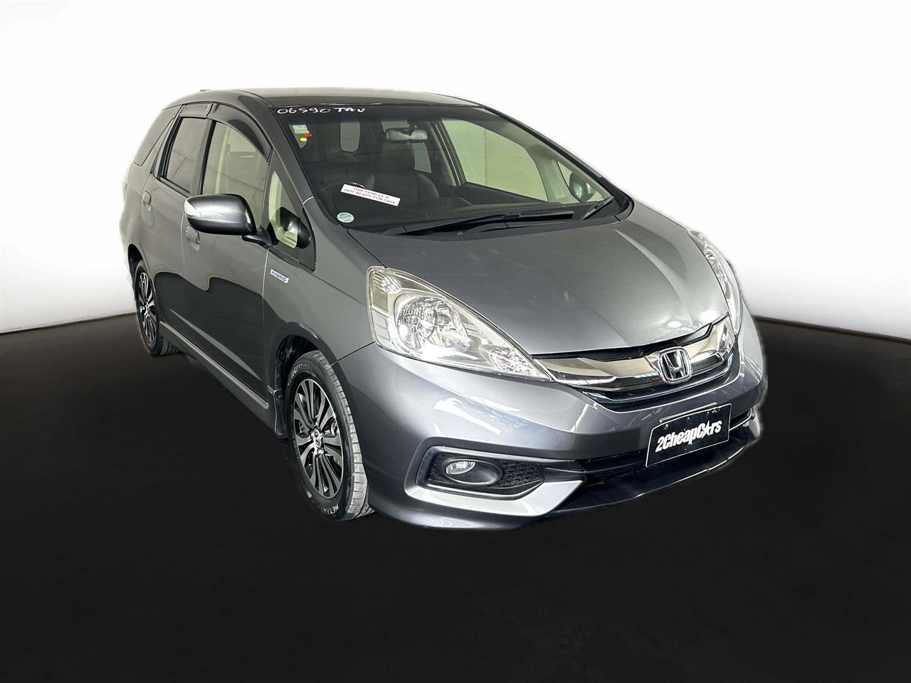 2014 Honda Fit Jazz Shuttle Hybrid