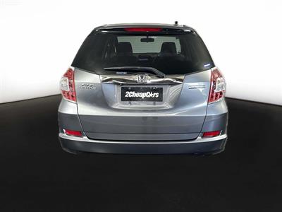 2014 Honda Fit Jazz Shuttle Hybrid