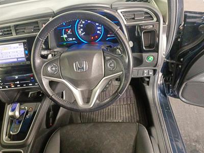 2016 Honda Fit Shuttle Hybrid Facelift