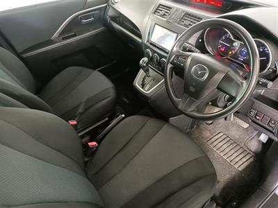 2013 Mazda Premacy 