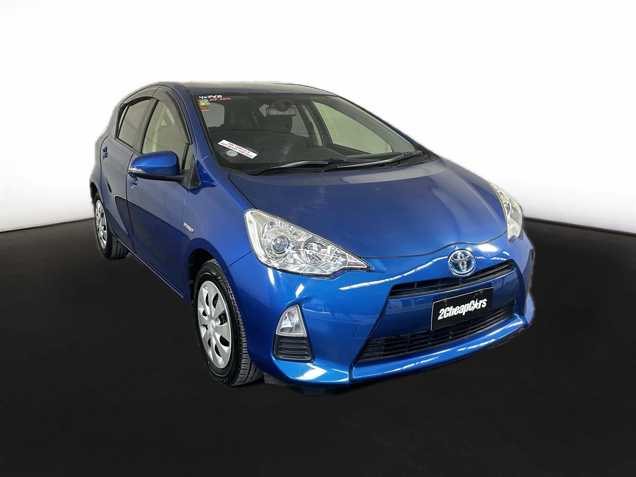 2014 Toyota Aqua Hybrid