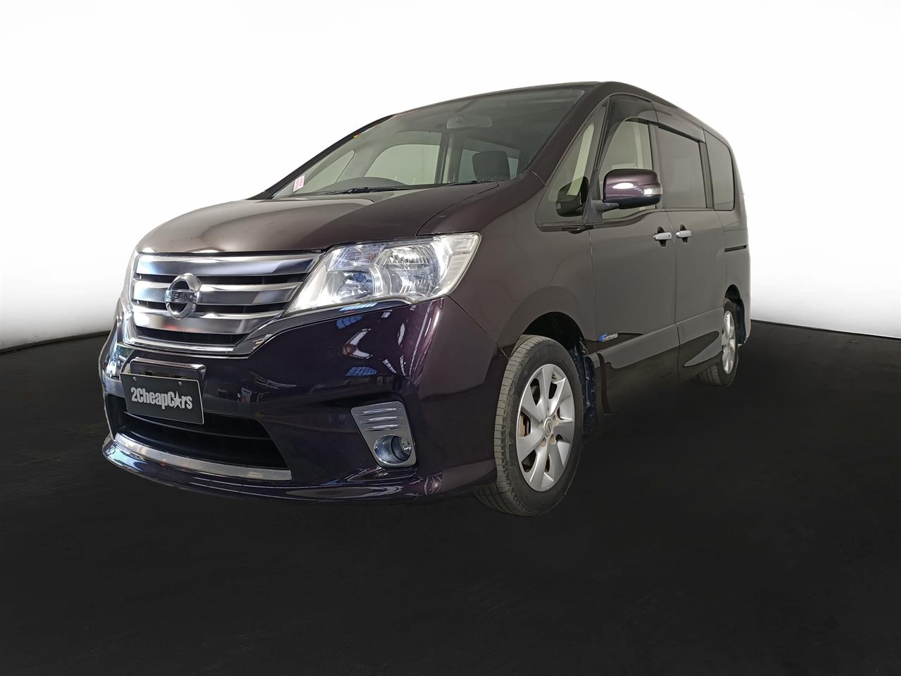 2013 Nissan Serena Hybrid