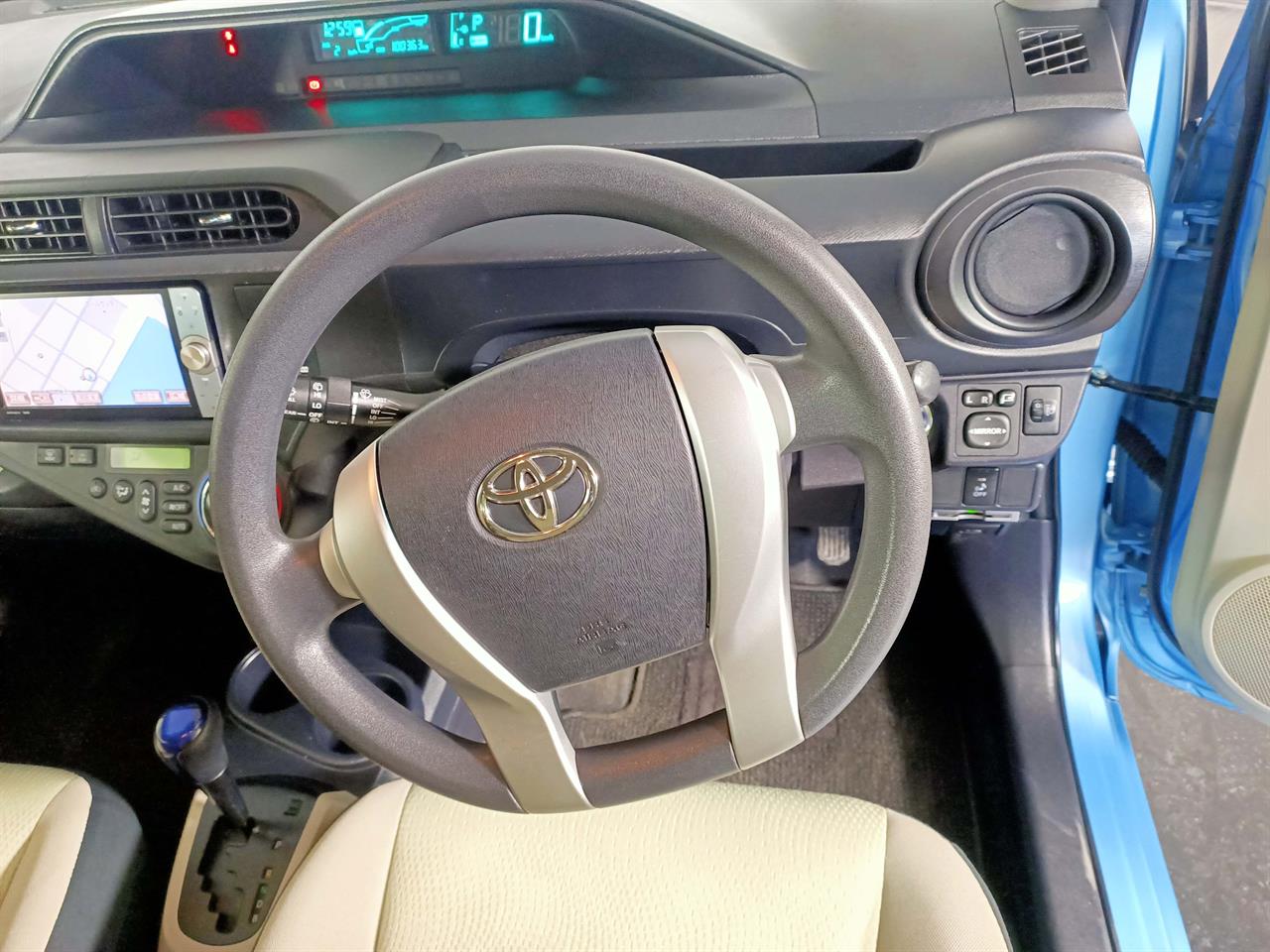 2012 Toyota Aqua Hybrid