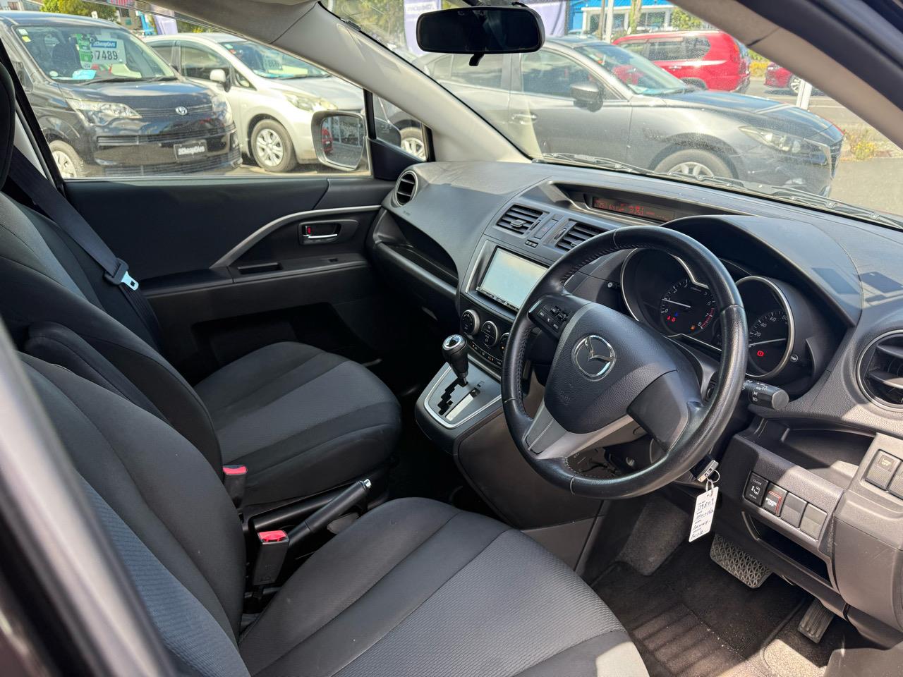 2013 Mazda Premacy 