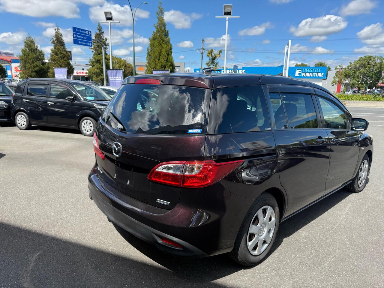 2013 Mazda Premacy 