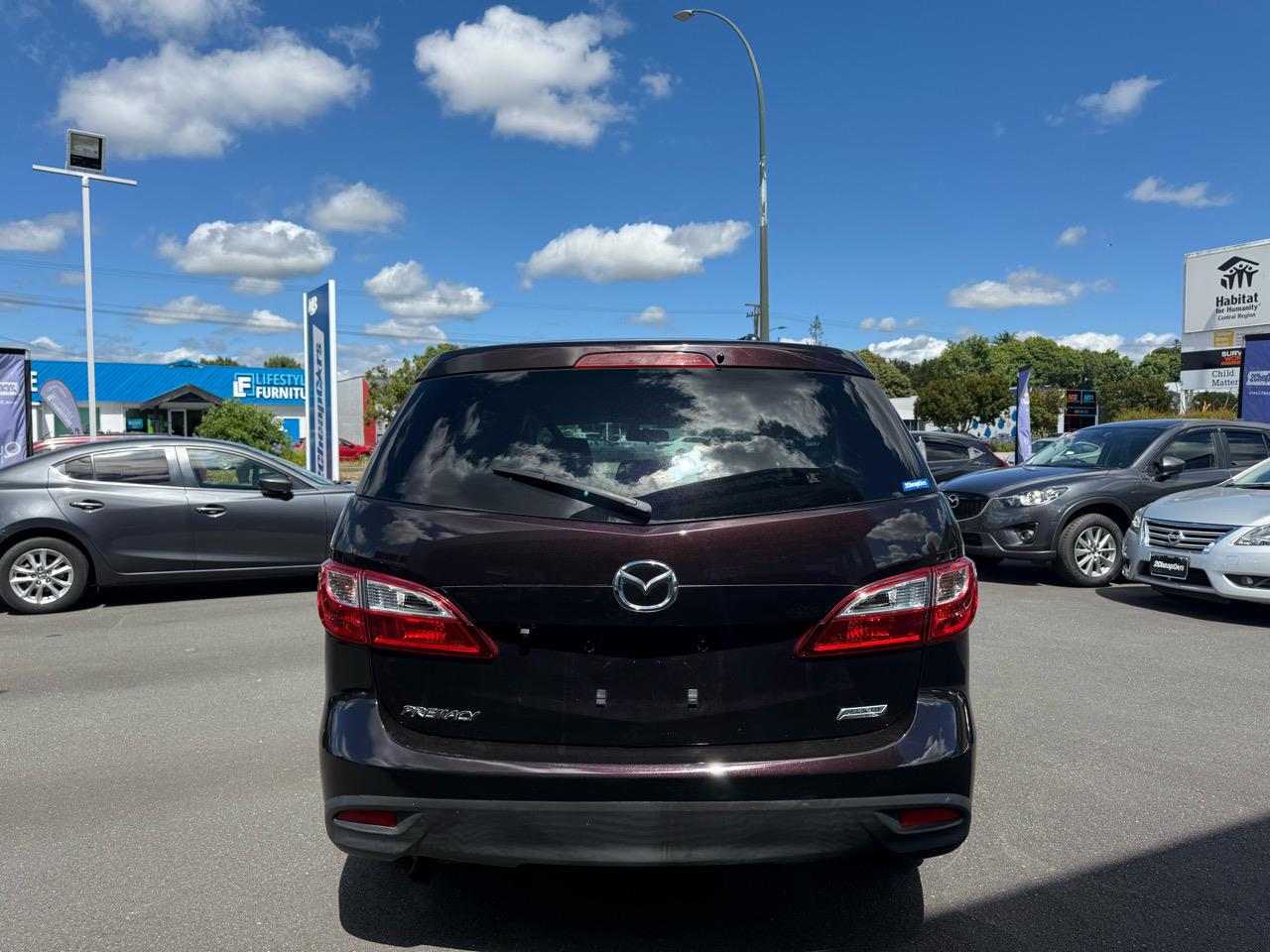 2013 Mazda Premacy 