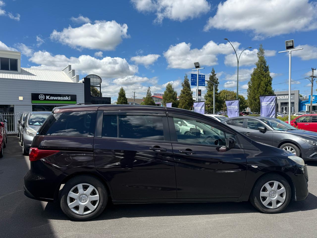 2013 Mazda Premacy 