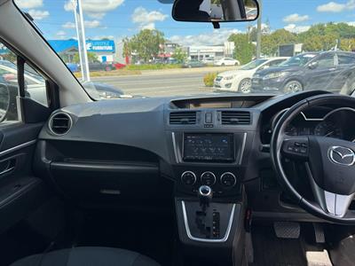 2013 Mazda Premacy 