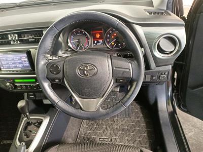 2013 Toyota Auris 