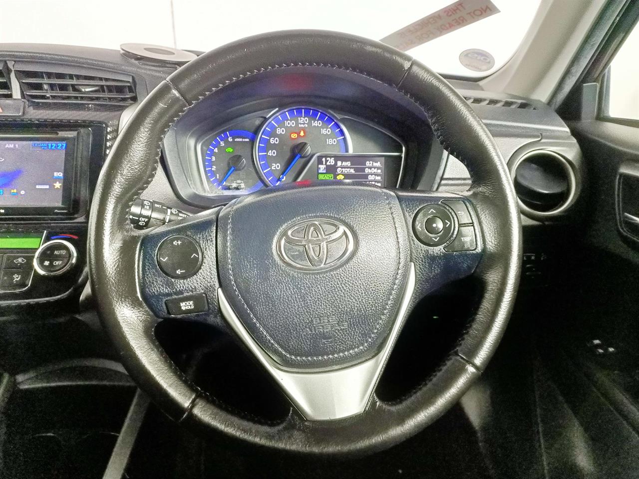 2014 Toyota Corolla Fielder Hybrid