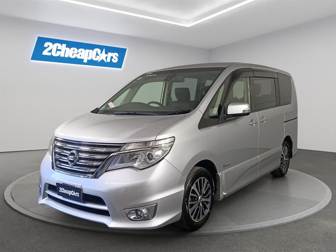 2015 Nissan Serena Hybrid