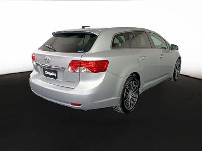 2012 Toyota Avensis 