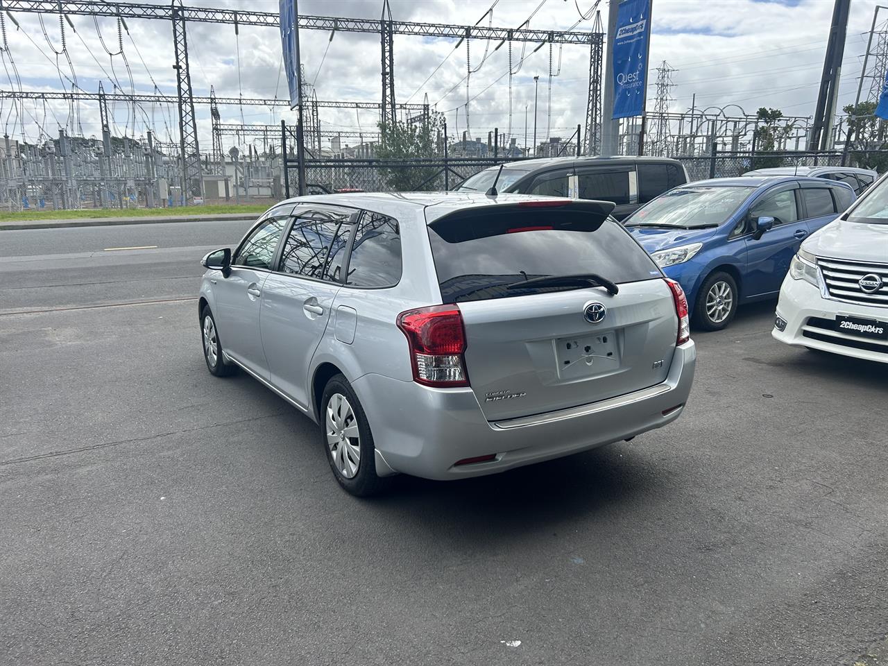 2014 Toyota Corolla Fielder Hybrid