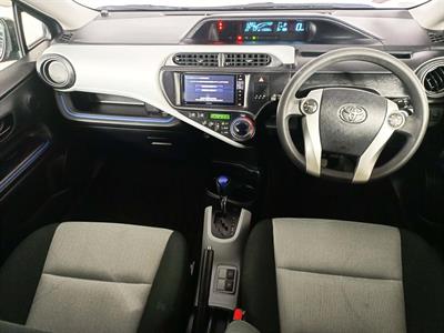 2014 Toyota Aqua Hybrid