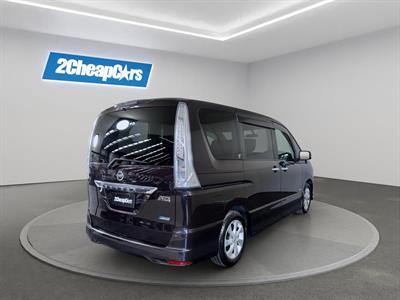 2013 Nissan Serena Hybrid