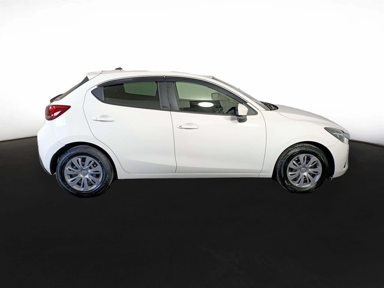 2015 Mazda Demio 2 New Shape Skyactive