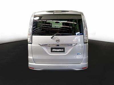 2014 Nissan Serena Hybrid