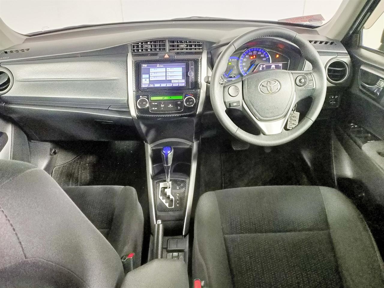 2013 Toyota Corolla Fielder 1.5 Hybrid