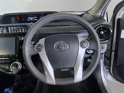 2015 Toyota Aqua Hybrid