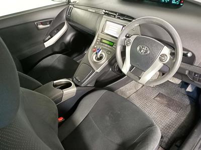 2014 Toyota Prius Hybrid