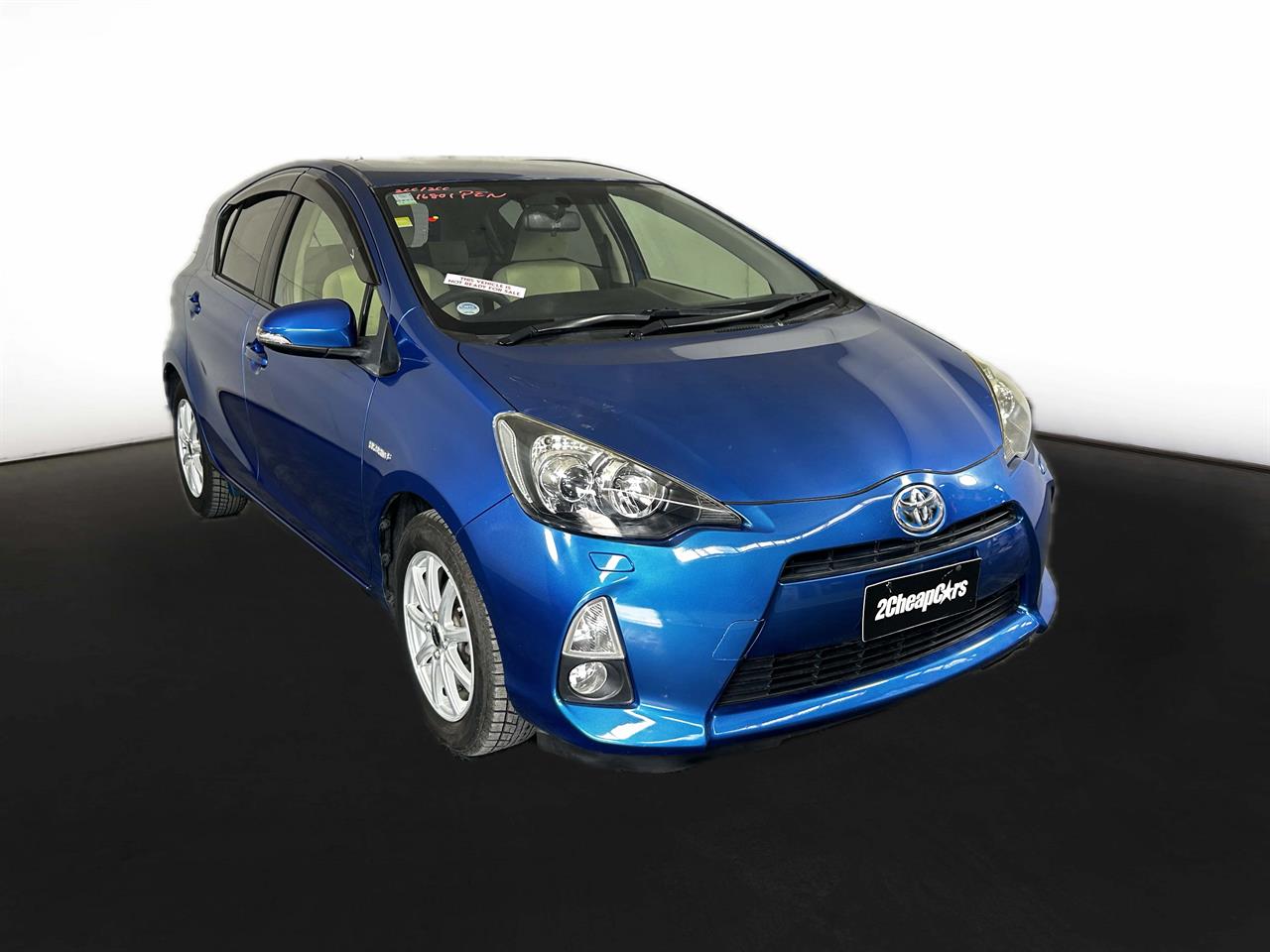 2013 Toyota Aqua Hybrid