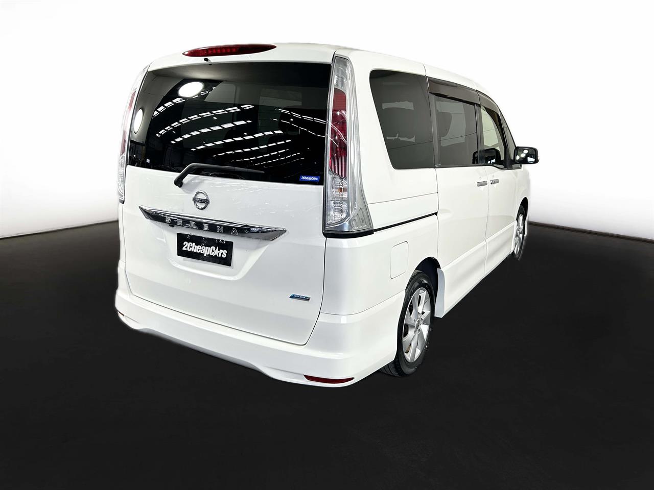 2012 Nissan Serena 