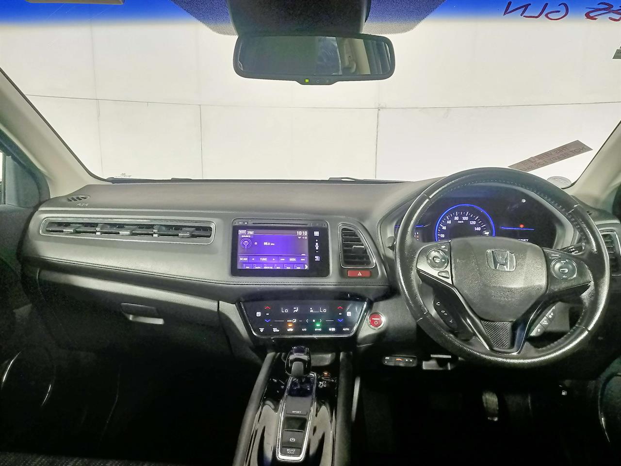 2014 Honda Vezel Hybrid Z