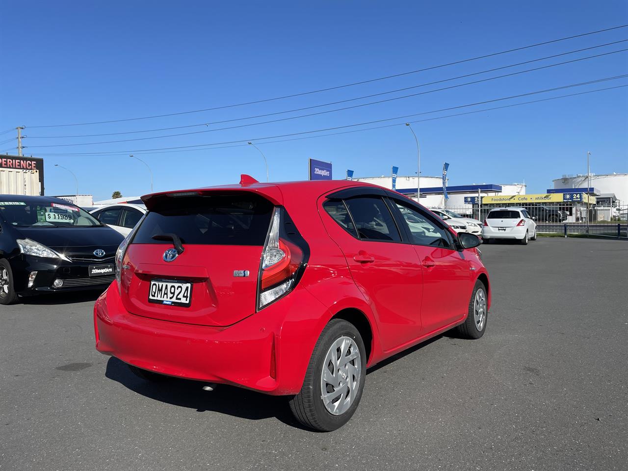 2018 Toyota Aqua Hybrid New Shape