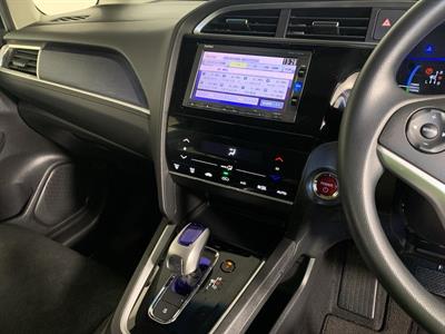 2017 Honda SHUTTLE HYBRID