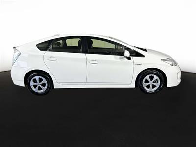 2015 Toyota Prius Hybrid