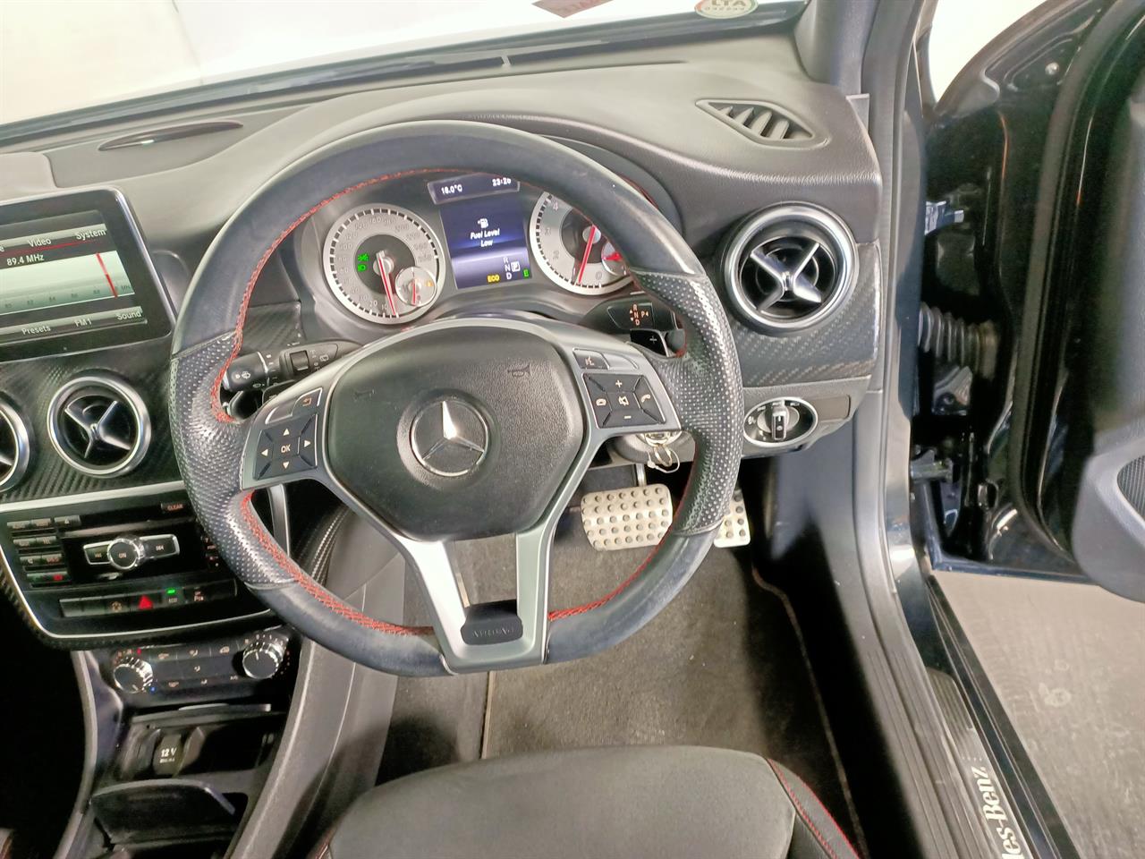 2013 Mercedes-Benz A180 Sports