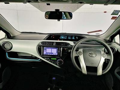 2013 Toyota Aqua Hybrid