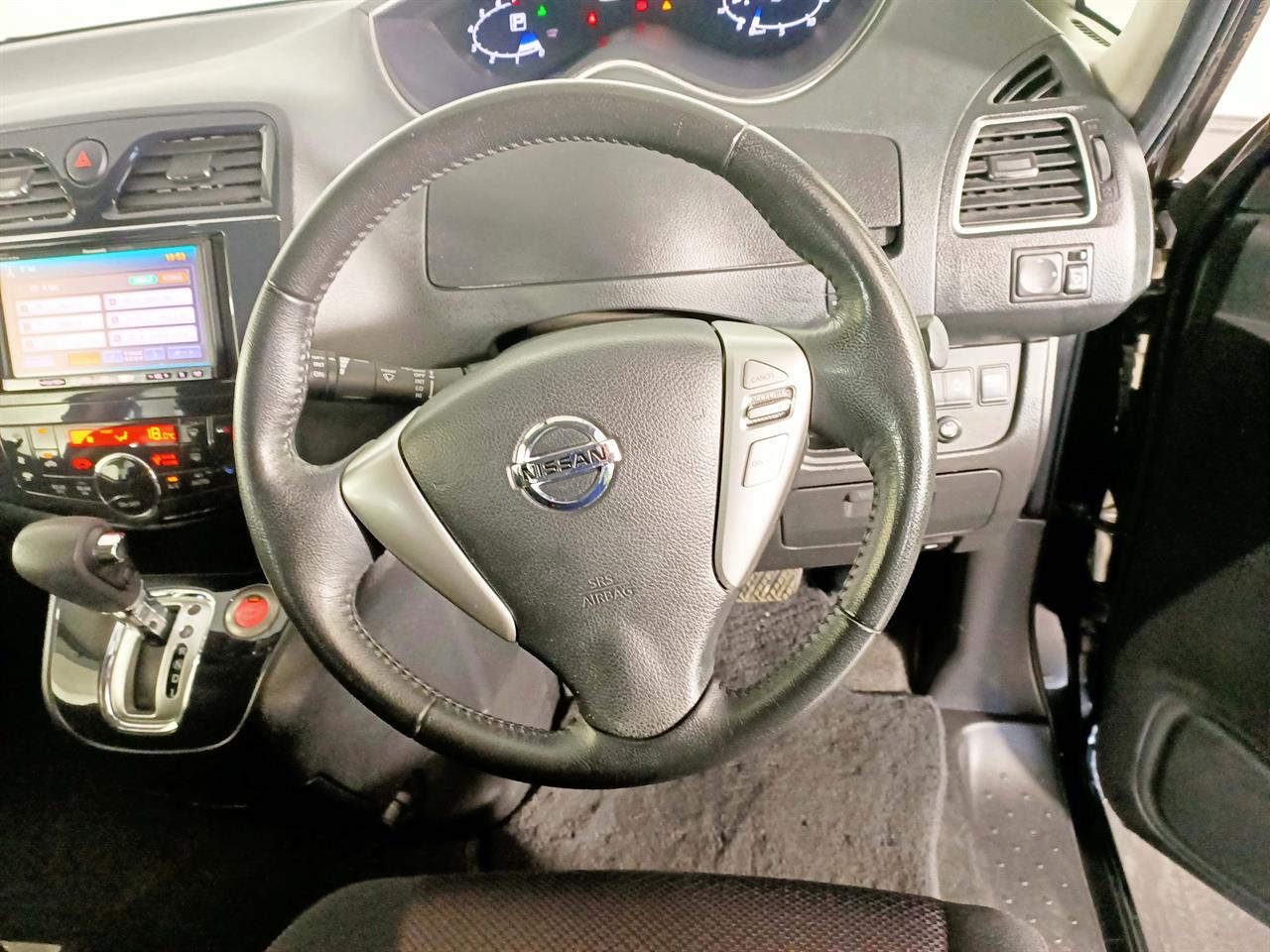 2012 Nissan Serena 