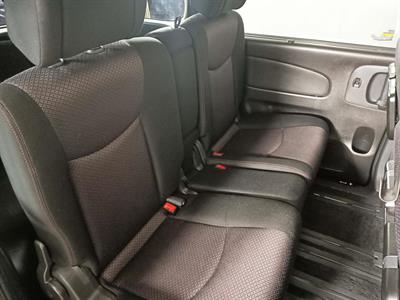 2012 Nissan Serena 