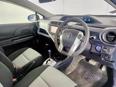 2014 Toyota Aqua Hybrid