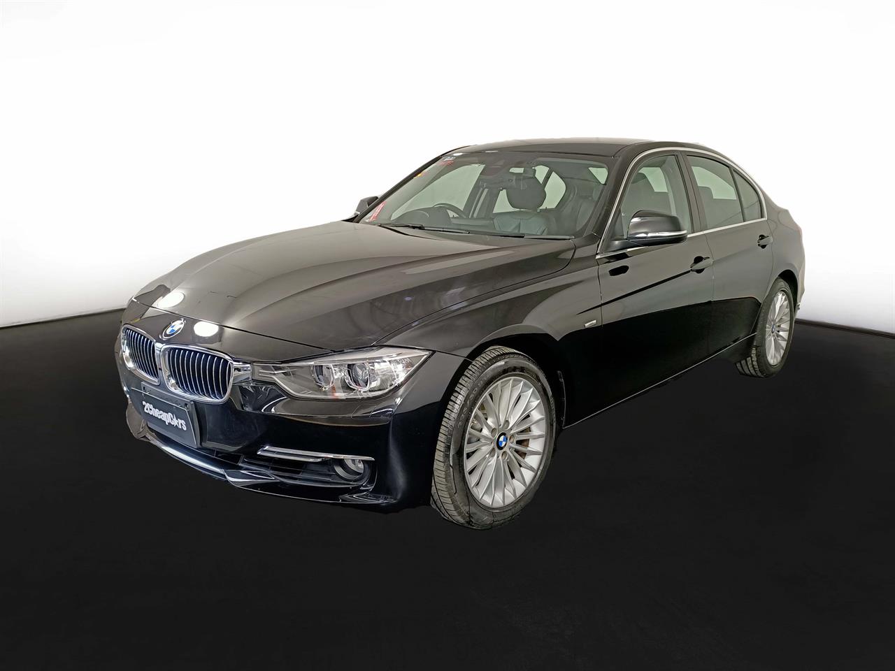 2014 BMW 320i Luxury