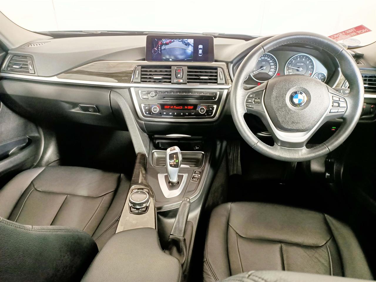 2014 BMW 320i Luxury