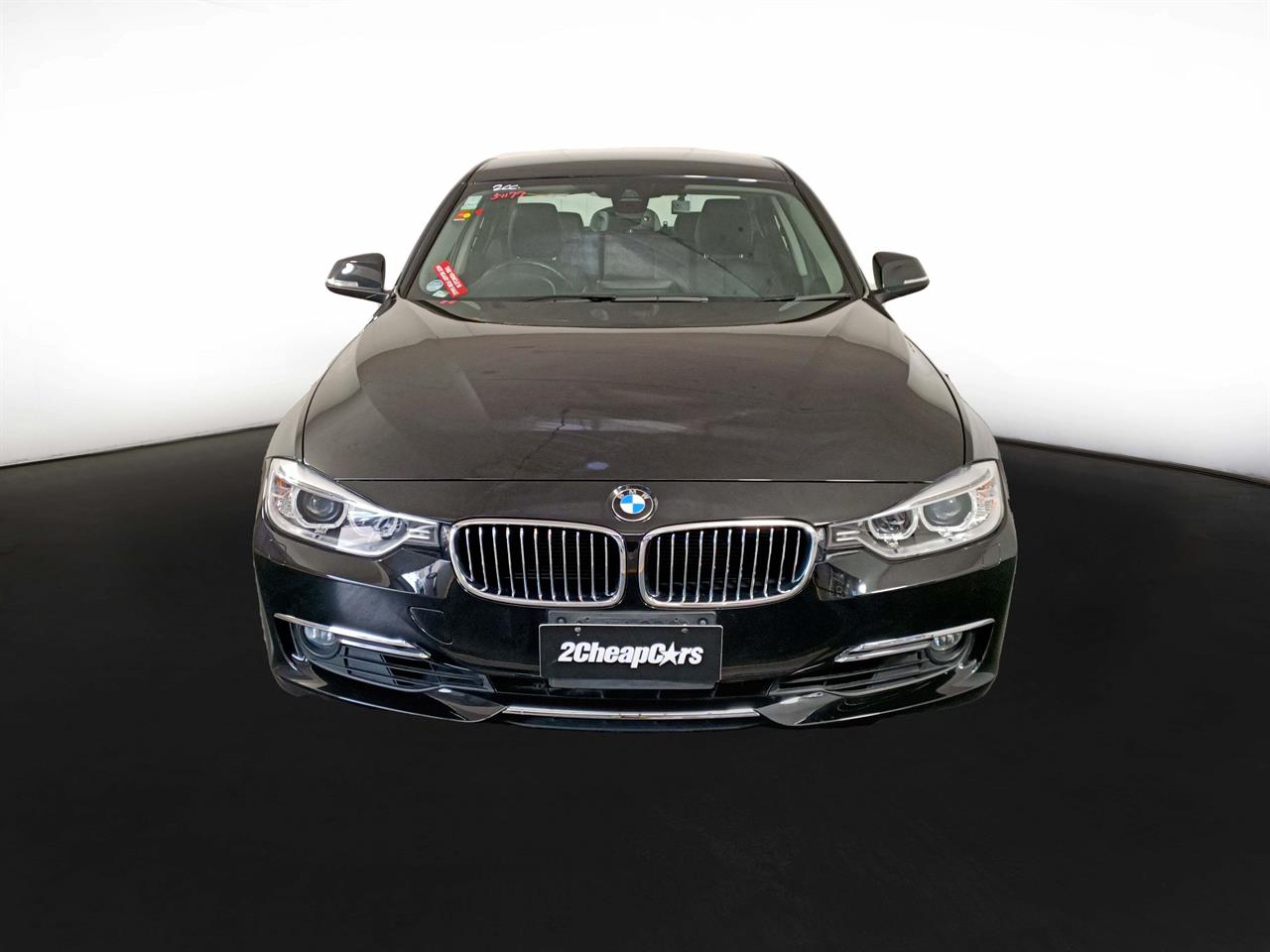 2014 BMW 320i Luxury